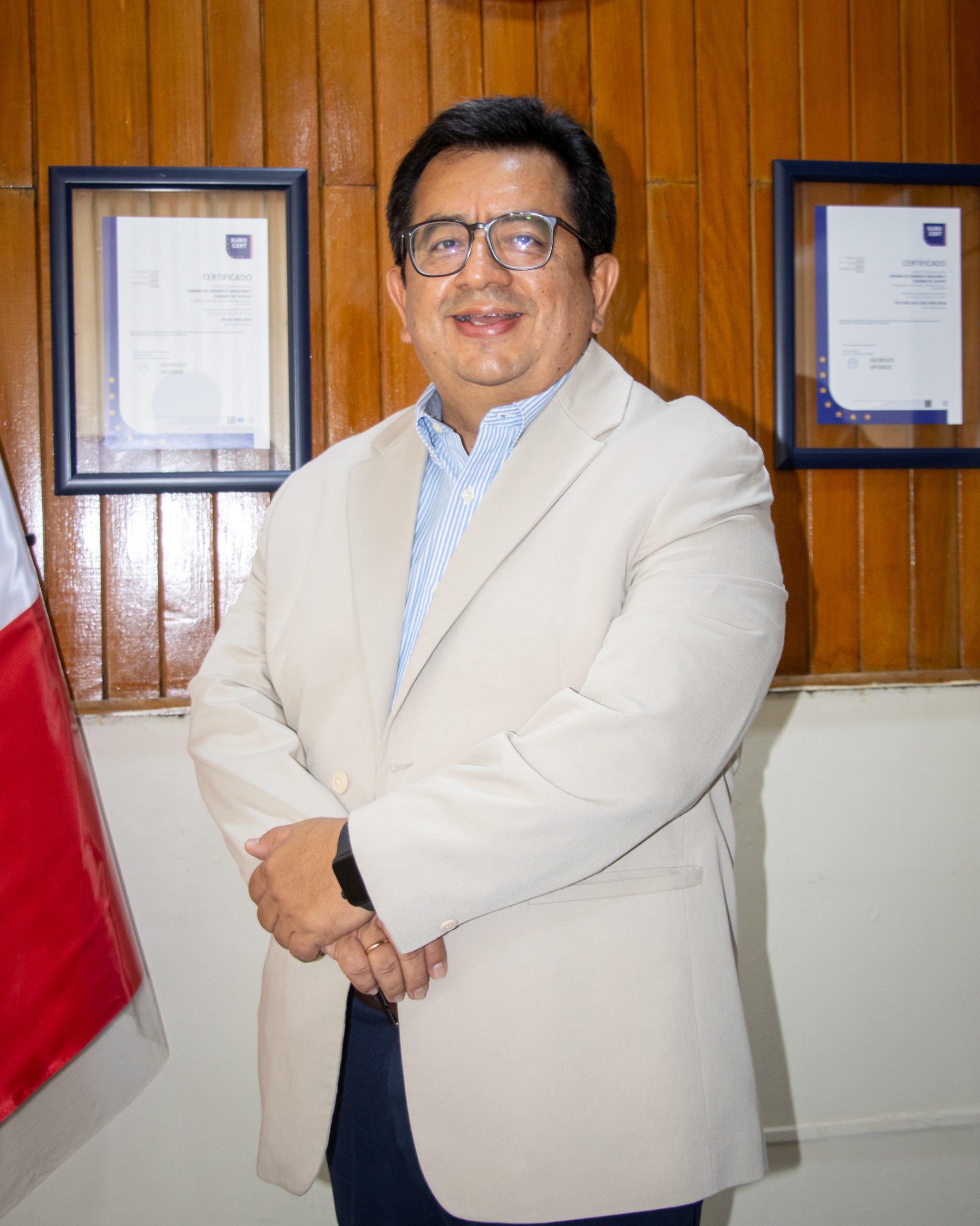 MBA. Abg. Miguel Cueva Usquiano